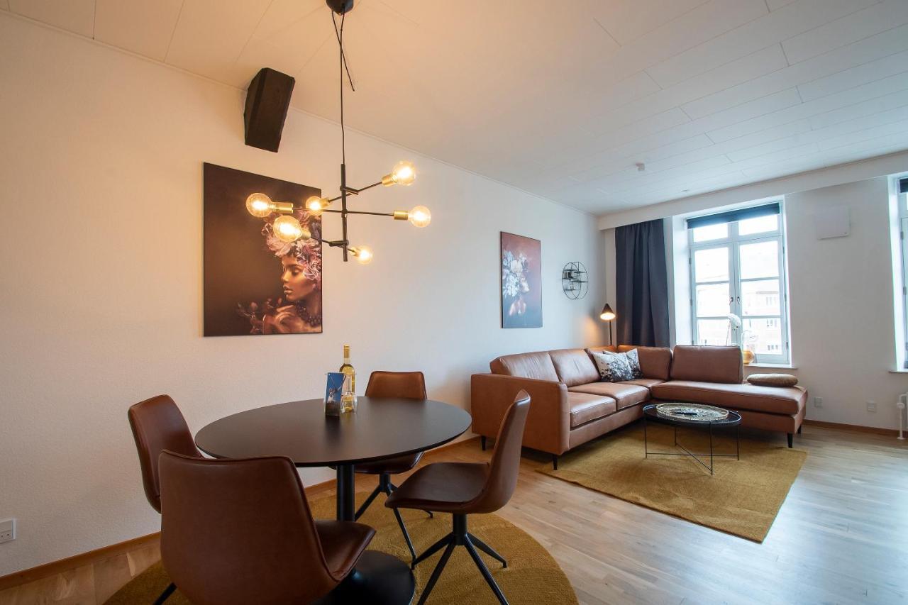 Stylish Two Floor Deluxe Apartment - 2 Bedroom Sønderborg Esterno foto