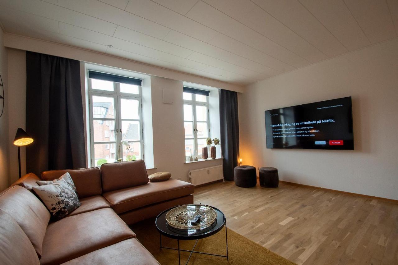 Stylish Two Floor Deluxe Apartment - 2 Bedroom Sønderborg Esterno foto