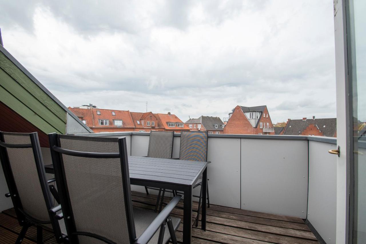 Stylish Two Floor Deluxe Apartment - 2 Bedroom Sønderborg Esterno foto