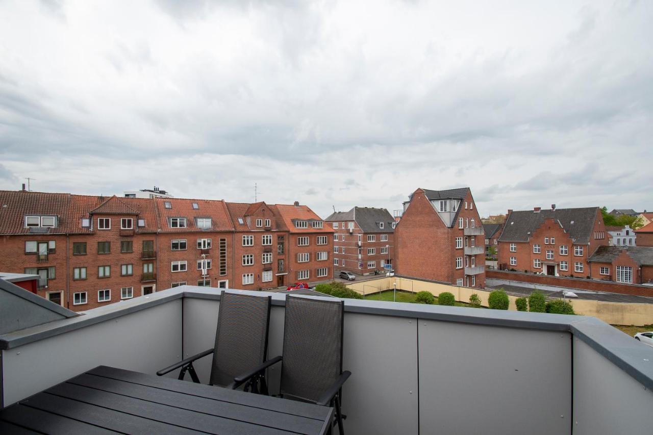 Stylish Two Floor Deluxe Apartment - 2 Bedroom Sønderborg Esterno foto